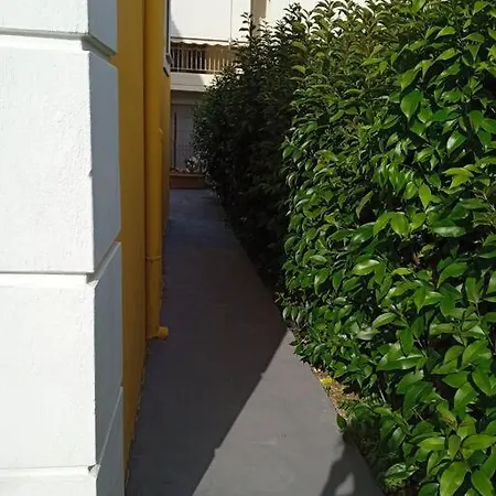 Nyaraló The Sunny House *