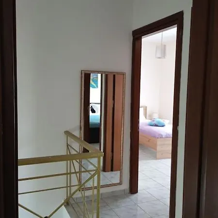 The Sunny House * Kritharia (Thessalia)
