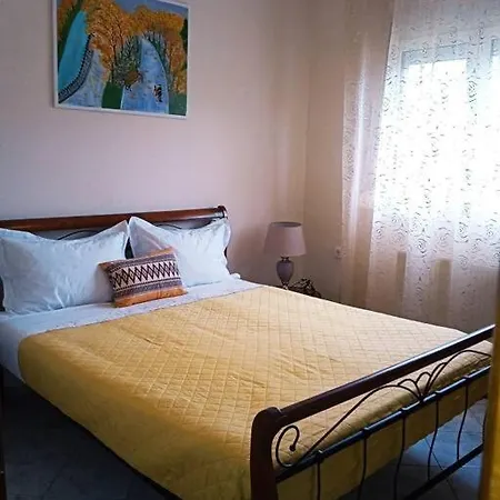 The Sunny House Kritharia