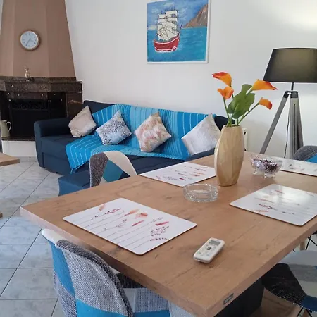 The Sunny House Nyaraló *