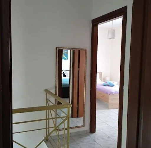 The Sunny House * Kritharia (Thessalia)